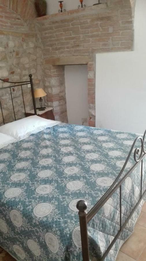 Agriturismo Cerquaglia Villa Тоди Екстериор снимка